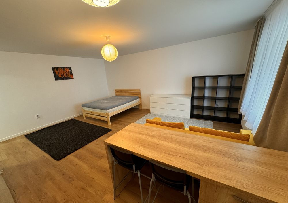  Garsonieră modernă de închiriat – Zona Coresi, Brașov