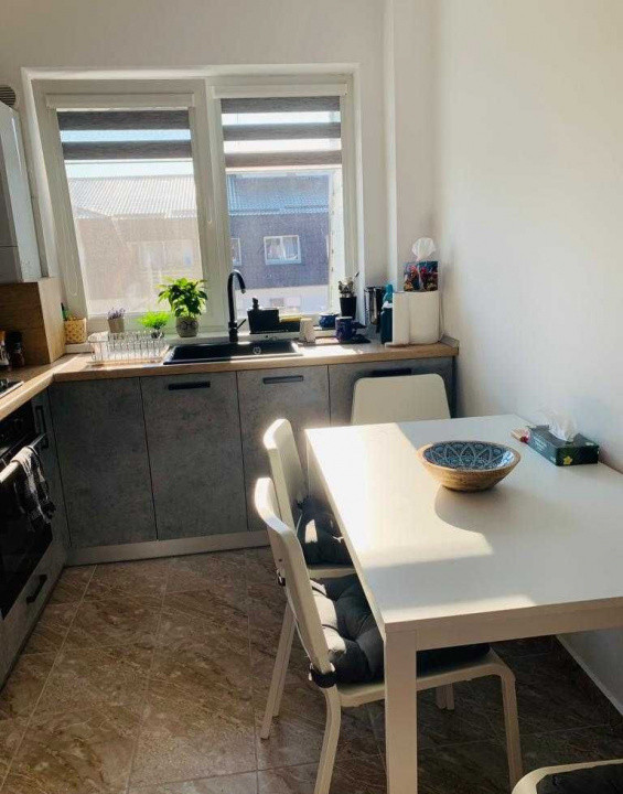 Apartament 2 camere, mobilat și utilat – zonă liniștită, Brașov