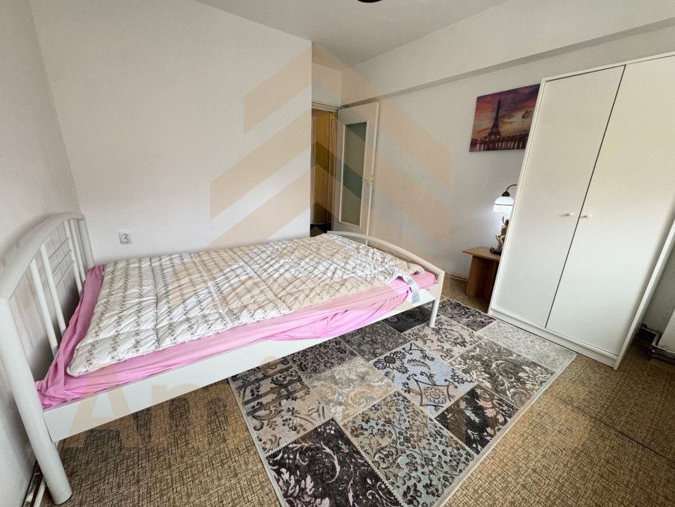 Apartament 3 camere de închiriat – Calea București