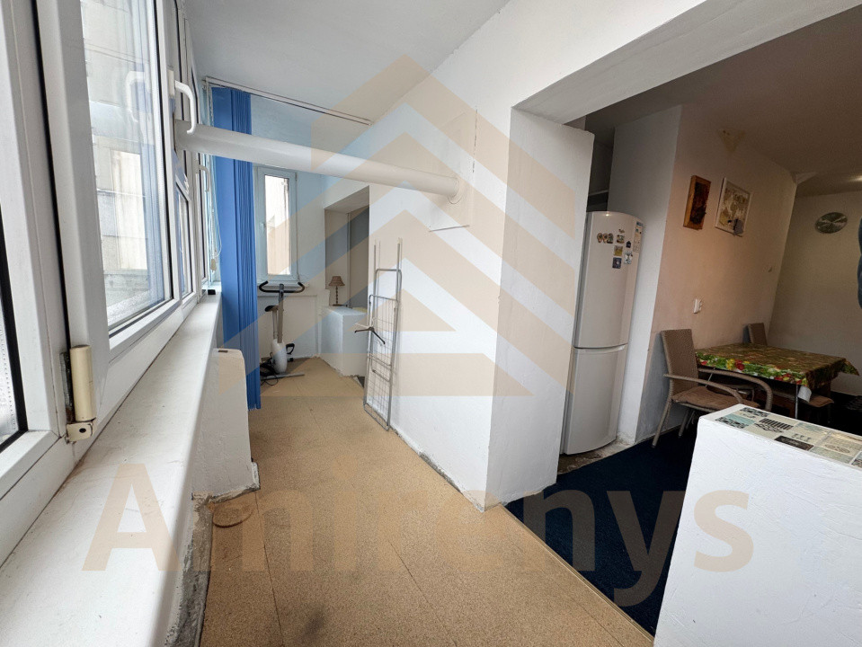 Apartament 3 camere de închiriat – Calea București