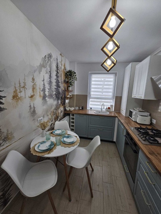 Apartament 2 camere modern Coresi, complet mobilat, parcare inclusă