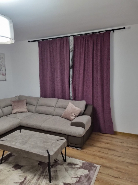 Apartament de închiriat cu 2 camere decomandate – Subcetate, zona Brașov