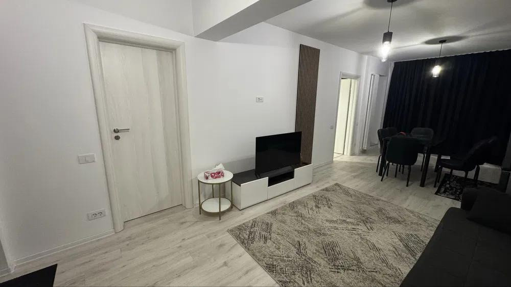 Studio modern de închiriat în Residence Vivamus, cu balcon spațios