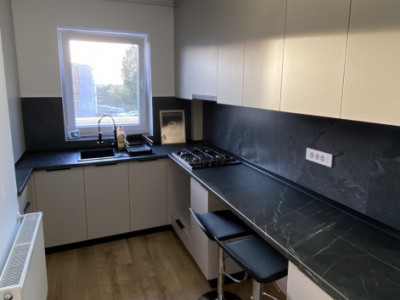 Studio de închiriat în Vivamus, aproape de Coresi