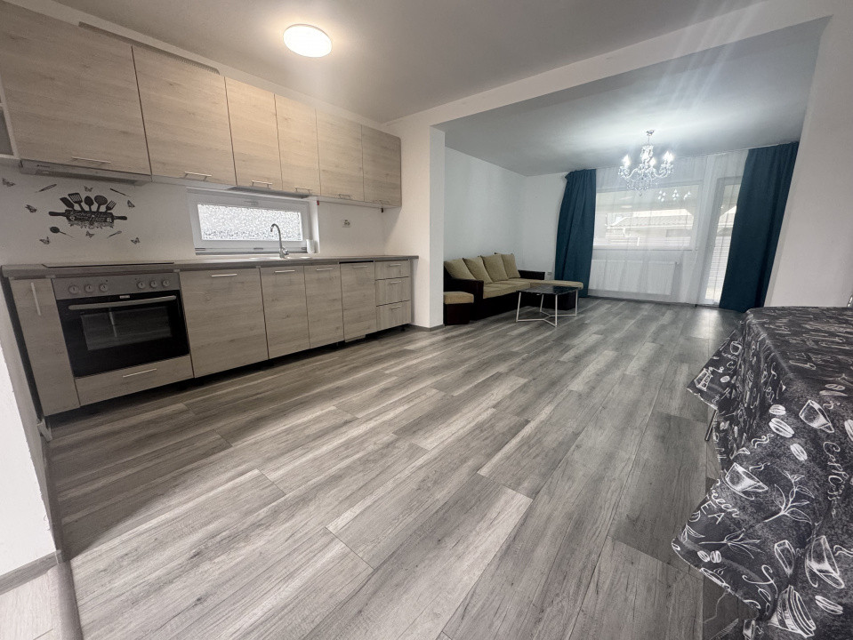 Casă tip duplex de închiriat – Izvor, Brașov