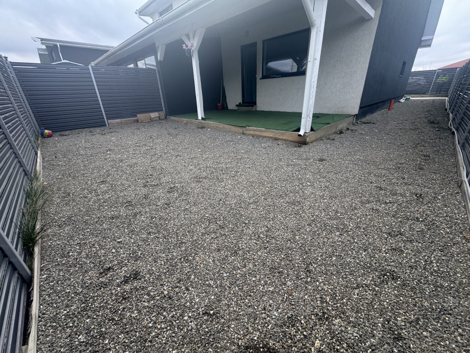 Casă tip duplex de închiriat – Izvor, Brașov