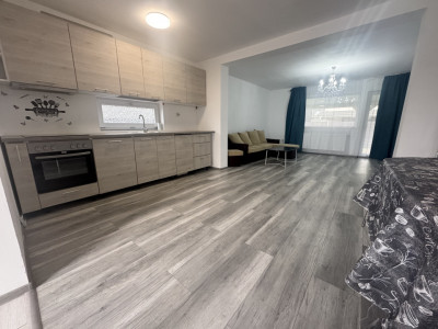 Casă tip duplex de închiriat – Izvor, Brașov