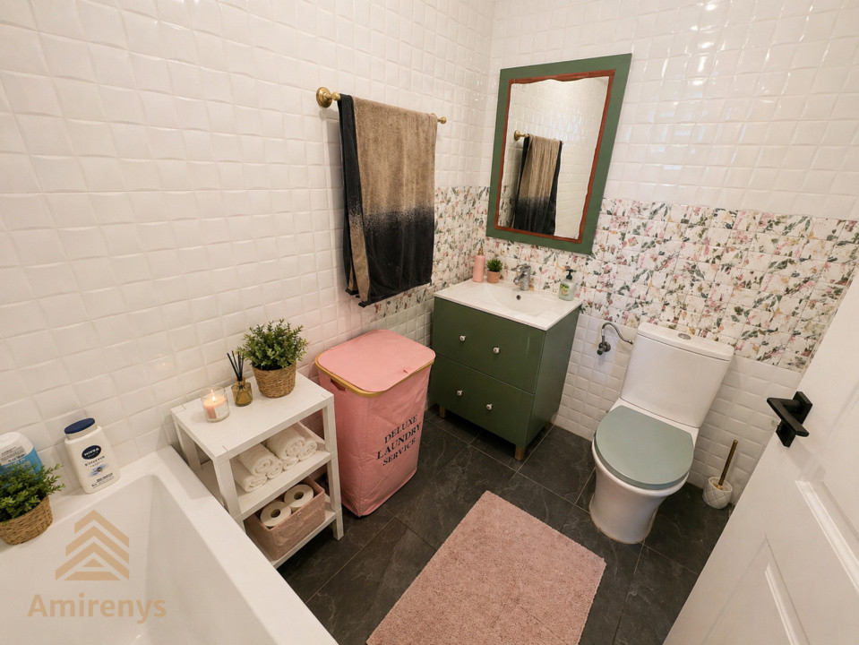 Casă de vânzare Hălchiu, proprietate modernă cu teren generos