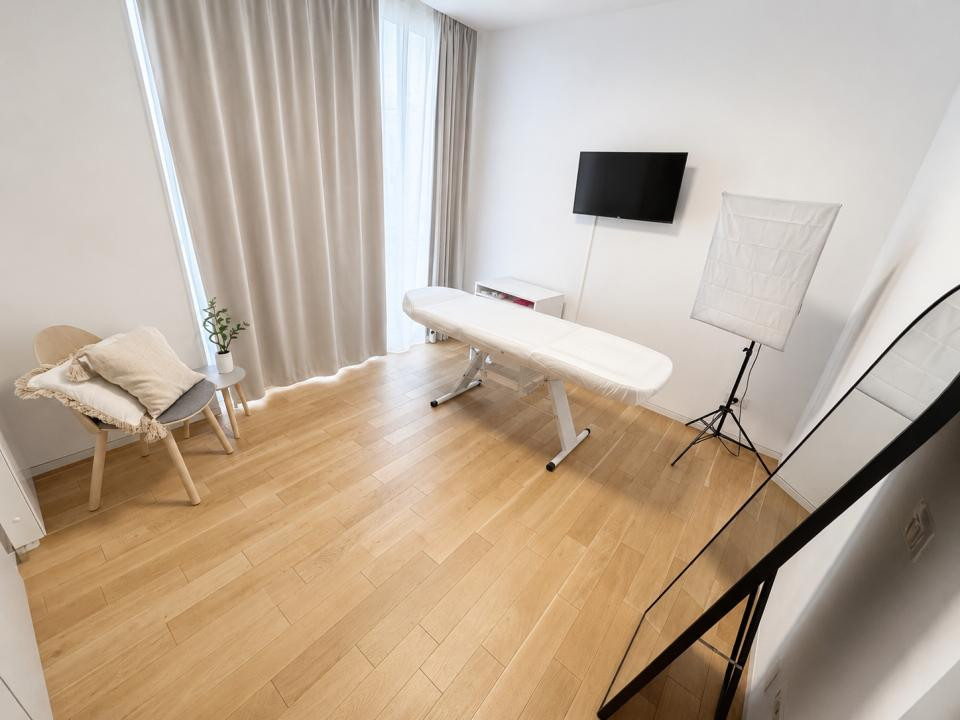 Cameră de închiriat în salon de înfrumusețare – Timpuri Noi, Sector 3