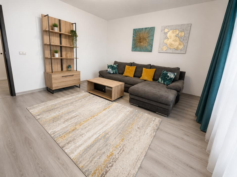 Apartament 2 Camere De Închiriat | Aproape De Coresi | Parcare Inclusă