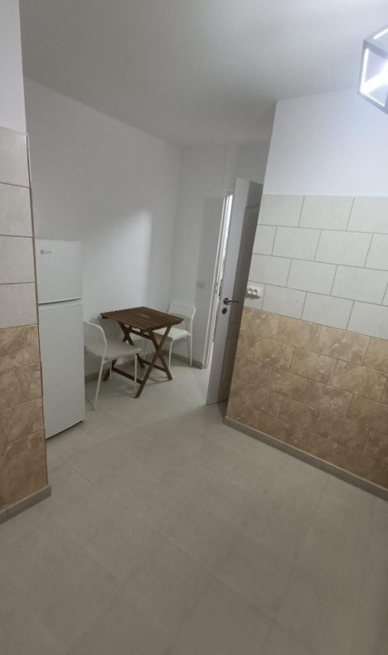 Garsonieră spațioasă renovată complet – la doar 7-10 minute de metrou Brâncovean
