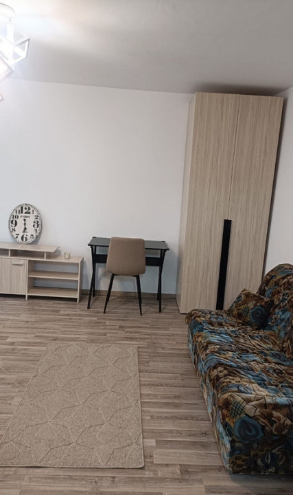 Garsonieră spațioasă renovată complet – la doar 7-10 minute de metrou Brâncovean