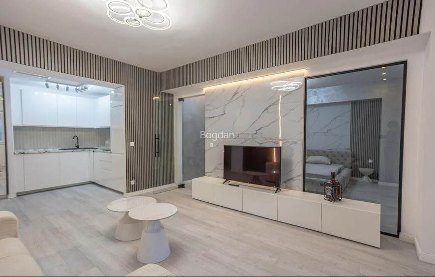 Apartament de Lux 3 Camere de inchiriat Rin Grand Hotel