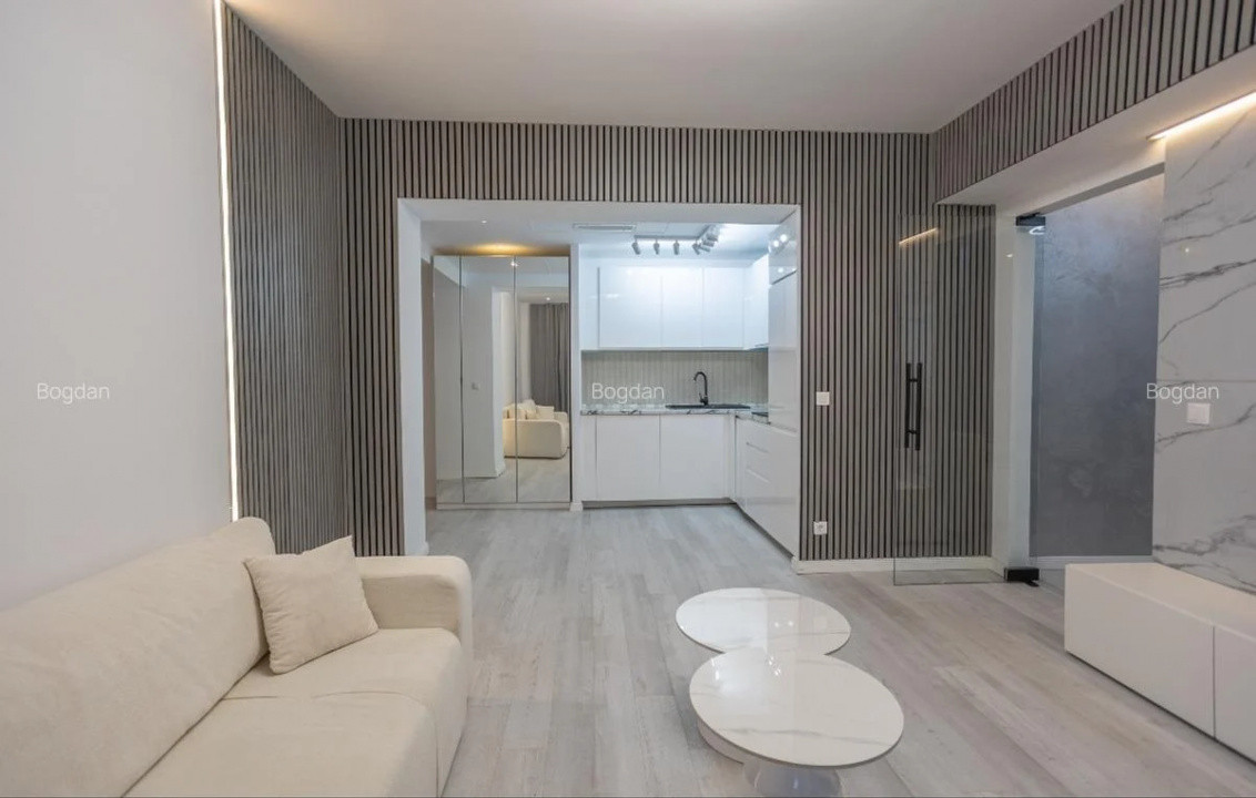 Apartament de Lux 3 Camere de inchiriat Rin Grand Hotel