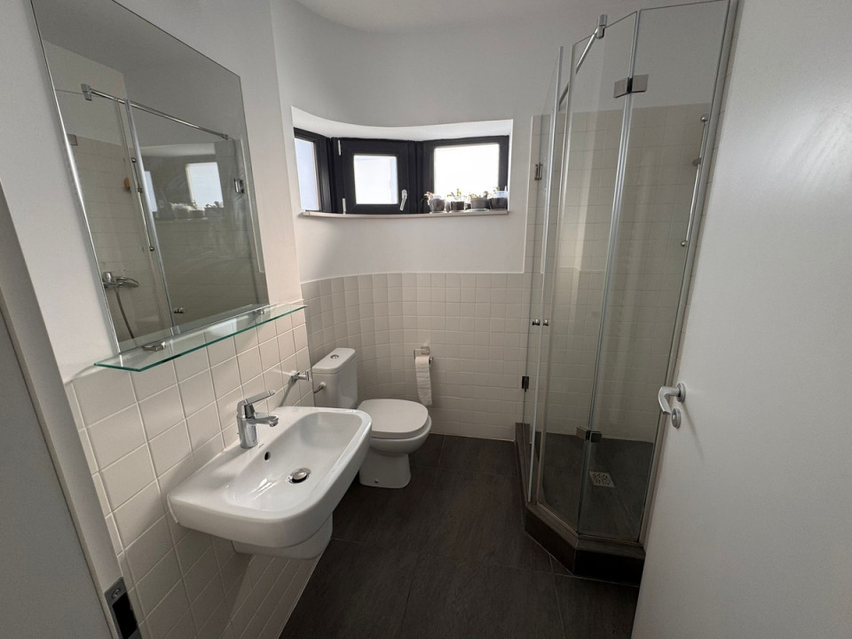 Apartament  cu 3 camere | Mobilat complet | Lângă – Tineretului.