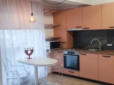 Apartament 2 Camere de inchiriat Tunari strada Stefan Cel Mare