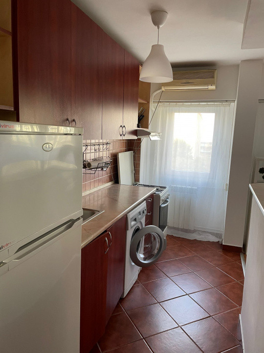 Garsoniera de Inchiriat Bulevardul Ghica Tei 42mp