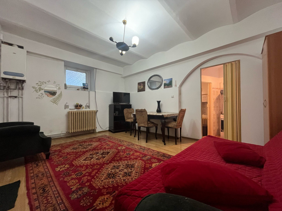 Garsonier de Inchiriat ASE Piata Romana