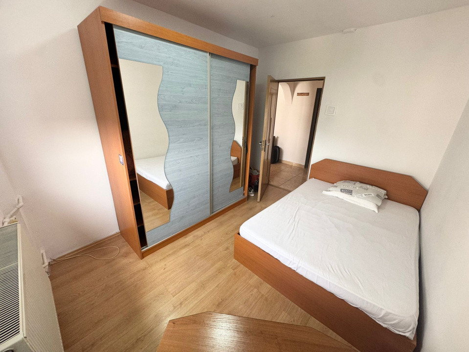 Apartament Modern cu 3 Camere și 2 Băi – Strada Sublocotenent, Rahova