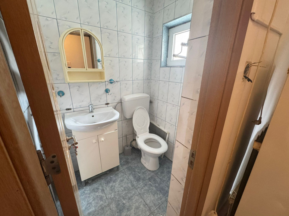 Apartament Modern cu 3 Camere și 2 Băi – Strada Sublocotenent, Rahova