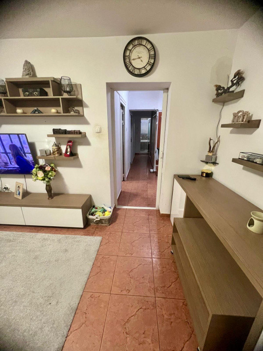 Apartament de 3 camere de vânzare – zona Piața Progresul / Eroii Revoluției