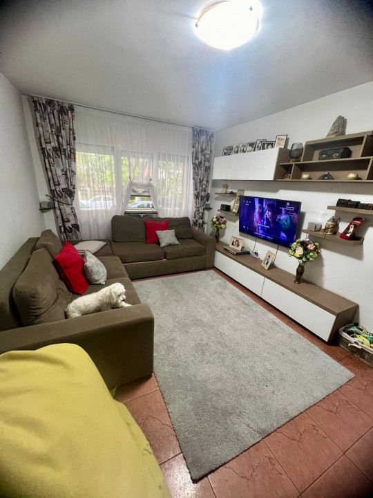 Apartament de 3 camere de vânzare – zona Piața Progresul / Eroii Revoluției