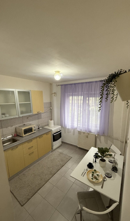 Apartament 3 camere de închiriat | Rahova – Sebastian